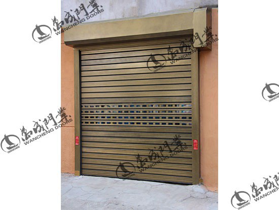 吉林一汽卷簾門案例 - 中出網(wǎng)-智能出入口與停車充電門戶