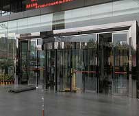 旋轉(zhuǎn)門(mén)