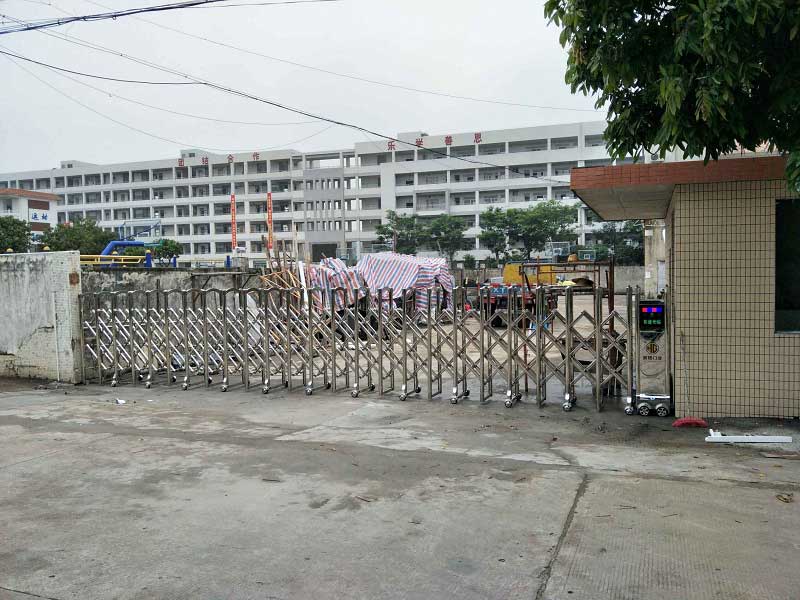 河南濮陽中學(xué)電動伸縮門案例 - 中出網(wǎng)-智能出入口與停車充電門戶