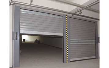 硬質(zhì)快速門(mén)