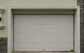 自動(dòng)車(chē)庫(kù)門(mén)