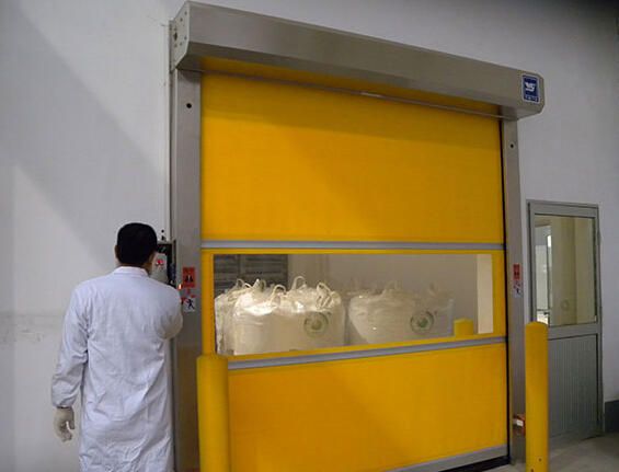 中山鴻興印刷包裝有限公司快速門案例 - 中出網(wǎng)-智能出入口與停車充電門戶