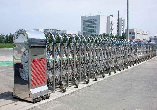 宜昌機(jī)械廠和諧伸縮門案例 - 中出網(wǎng)-智能出入口與停車充電門戶