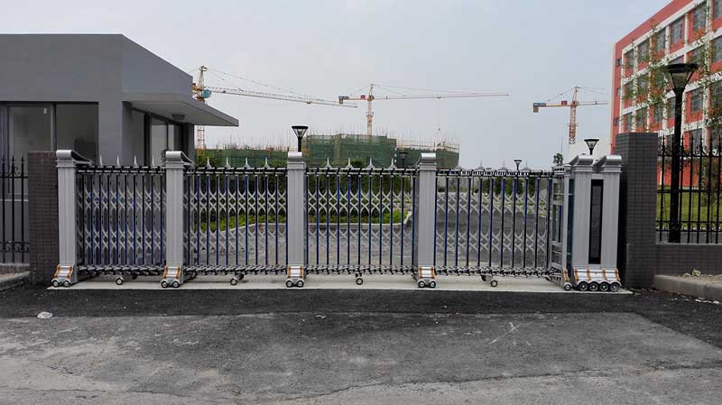 龍翔F2電動伸縮門