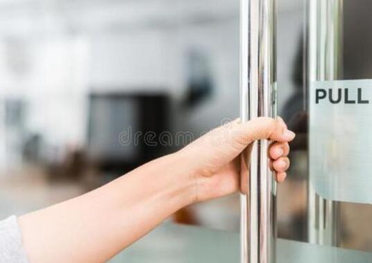 無(wú)接觸 百勝工廠、辦公樓通道管控設(shè)備 