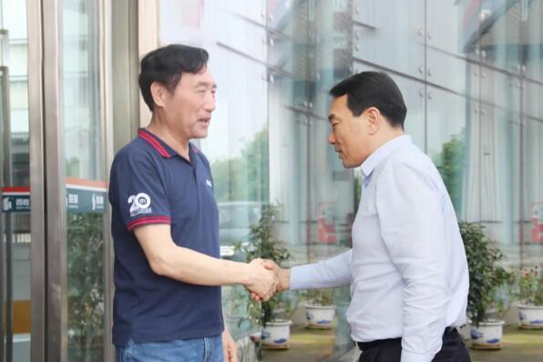 “護航行動”暖人心——南昌縣委書記熊運浪蒞臨百勝智能調(diào)研指導