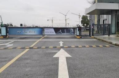 人行、車(chē)行一體化智慧管理，百勝智能助力新松機(jī)器人數(shù)字化工廠建設(shè)