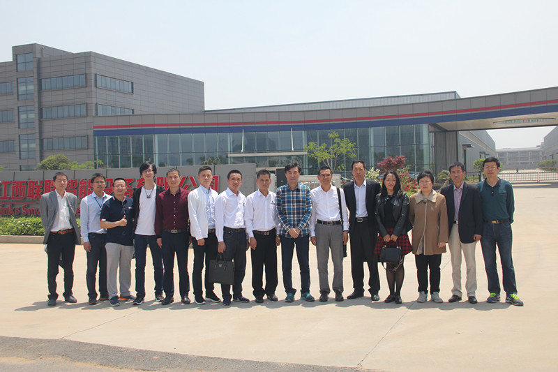 百勝“36V直流”系列產(chǎn)品獲中建金協(xié)自動(dòng)門電動(dòng)門協(xié)會(huì)及江門自動(dòng)門行業(yè)協(xié)會(huì)領(lǐng)導(dǎo)、專家高度認(rèn)可