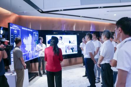 百勝智能接待江西省副省長羅小云一行蒞臨南昌科技廣場(chǎng)調(diào)研科技創(chuàng)新工作