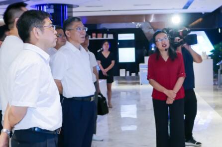 百勝智能接待江西省副省長羅小云一行蒞臨南昌科技廣場(chǎng)調(diào)研科技創(chuàng)新工作