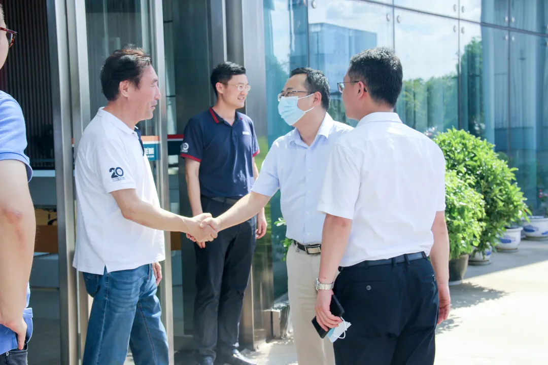 省發(fā)改委副主任寧全一行蒞臨百勝智能開展“五問(wèn)五幫”走訪調(diào)研活動(dòng)