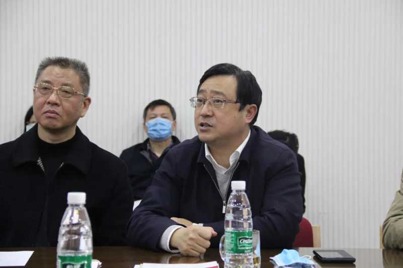 南昌市工信局局長何琦提出幫扶方案