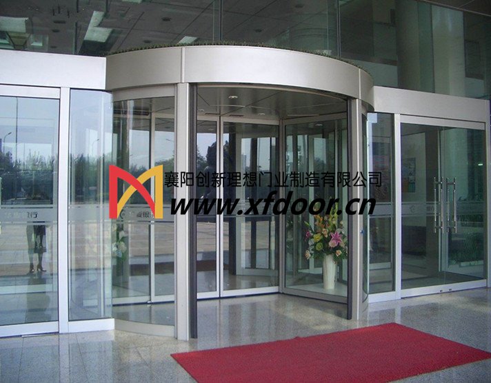 兩翼旋轉(zhuǎn)門