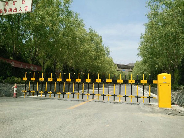 涉縣天鐵集團(tuán)道閘案例 - 中出網(wǎng)-智能出入口與停車(chē)充電門(mén)戶