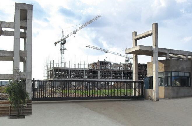 南北德信懸浮折疊門成功安裝在北京圣地安燃?xì)馀浼邢薰敬箝T口