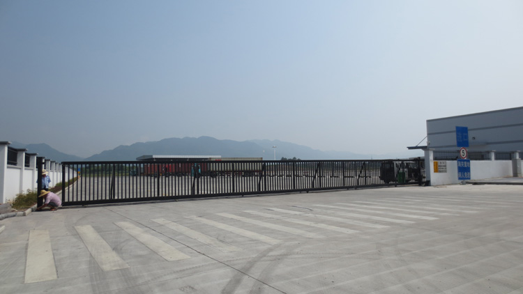 金華市海關(guān)無(wú)軌懸浮門案例 - 中出網(wǎng)-智能出入口與停車充電門戶