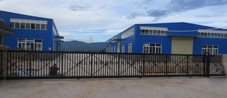 云南保山工業(yè)區(qū)智能無(wú)軌懸浮門(mén)工程案例 - 中出網(wǎng)-智能出入口與停車充電門(mén)戶