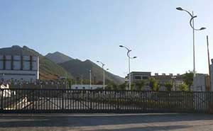 河北省承德市寬城礦山公司智能無軌懸浮門工程案例 - 中出網(wǎng)-智能出入口與停車充電門戶