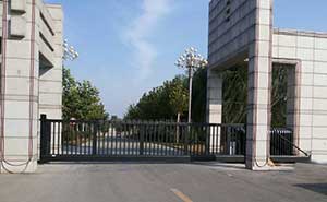 河北省朔黃鐵路車輛公司智能無軌懸浮門工程案例 - 中出網(wǎng)-智能出入口與停車充電門戶