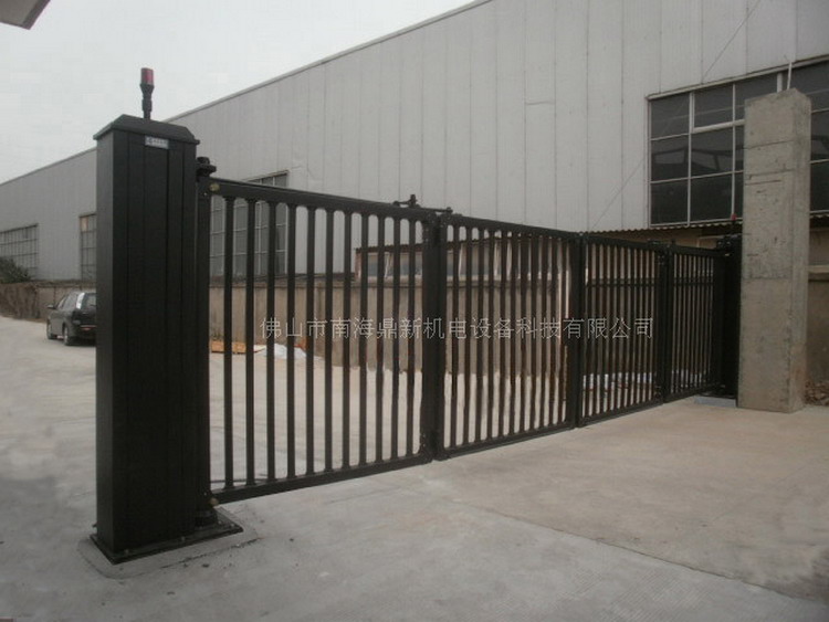 江蘇靖江三鵬模具制造有限公司智能無(wú)軌懸浮門工程案例 - 中出網(wǎng)-智能出入口與停車充電門戶