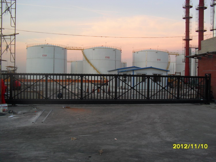 遼寧盤錦東浩潤(rùn)滑油有限公司智能無軌懸浮門工程案例 - 中出網(wǎng)-智能出入口與停車充電門戶