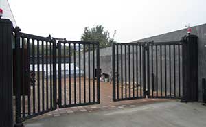 河北鼎豐有限公司智能無(wú)軌懸浮門工程案例 - 中出網(wǎng)-智能出入口與停車充電門戶