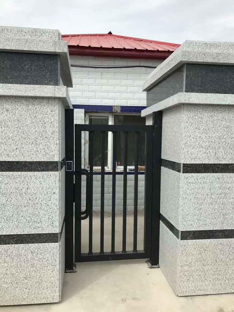 五常市億粉米業(yè)628小門 - 中出網(wǎng)-智能出入口與停車充電門戶