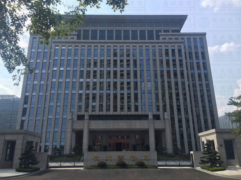 杭州警備區(qū)智能安全伸縮平移門工程案例 - 中出網(wǎng)-智能出入口與停車充電門戶