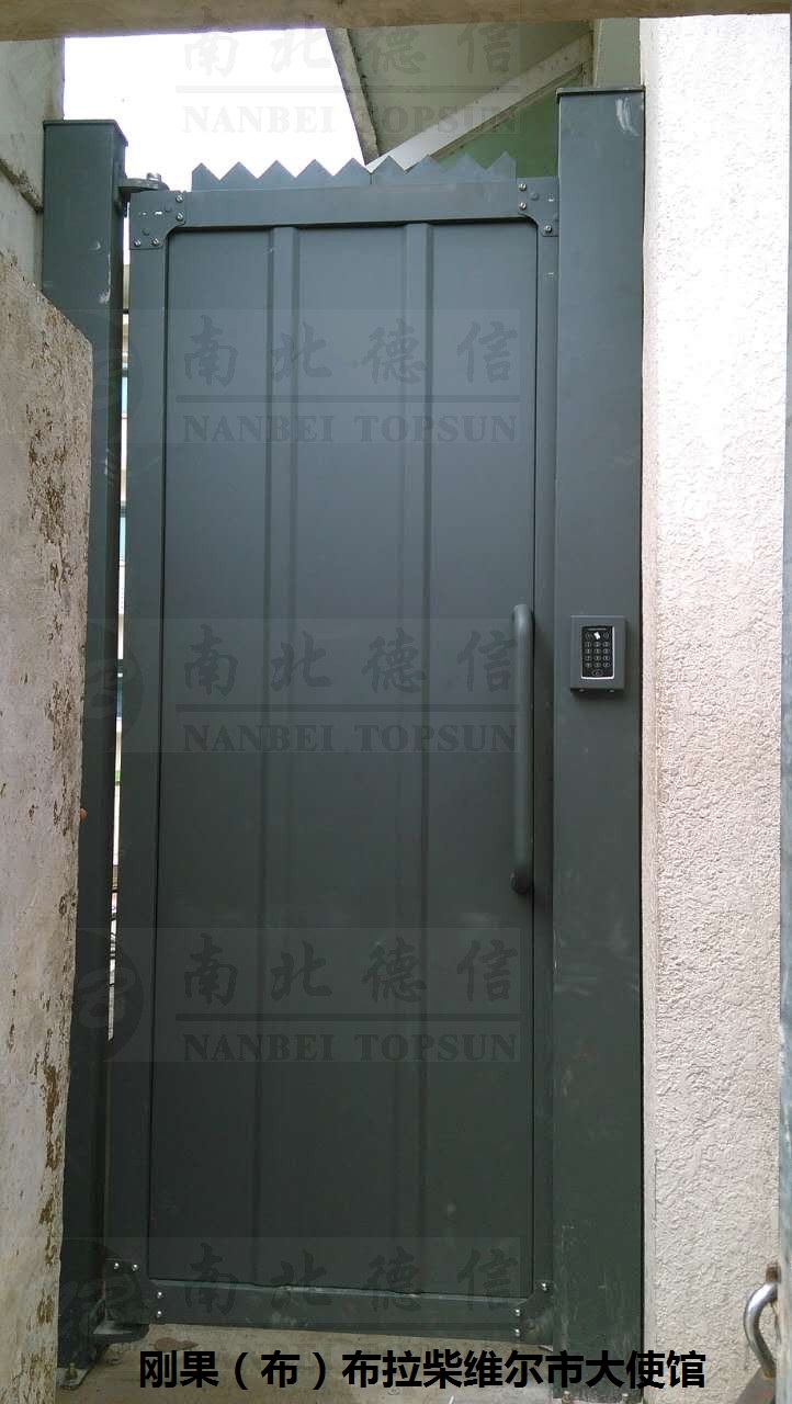 剛果大使館小門智能安全伸縮平移門工程案例 - 中出網(wǎng)-智能出入口與停車充電門戶