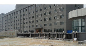 安然納米集團(tuán)伸縮門(mén)案例