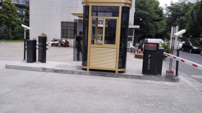 東方威尼期大酒店停車場(chǎng)系統(tǒng)案例 - 中出網(wǎng)-智能出入口與停車充電門(mén)戶