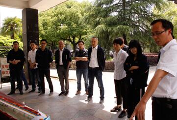 浙江先鋒機(jī)械組織全體中層管理人員及生產(chǎn)調(diào)度參觀質(zhì)量問(wèn)題圖片展