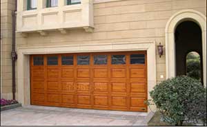 實(shí)木車(chē)庫(kù)門(mén)
