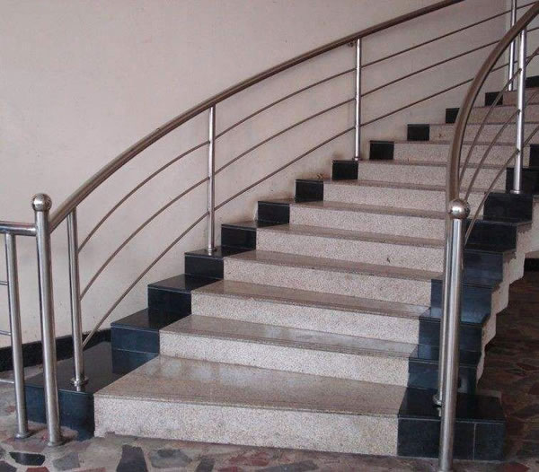 不銹鋼護(hù)欄7