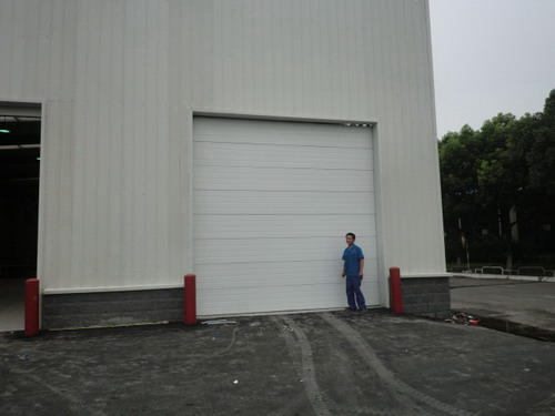 襄陽(yáng)東風(fēng)二汽工業(yè)門(mén)工程 - 中出網(wǎng)-智能出入口與停車(chē)充電門(mén)戶