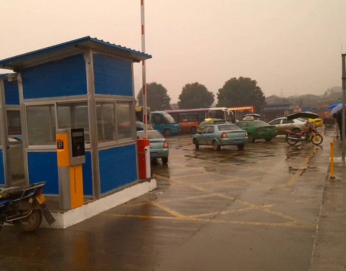 永州高鐵站停車場收費系統(tǒng)案例 - 中出網(wǎng)-智能出入口與停車充電門戶