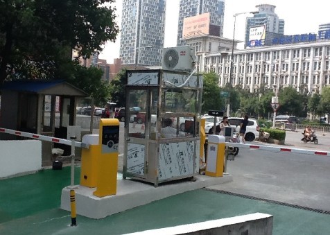 湖南瀟湘電影集團(tuán)停車場(chǎng)管理系統(tǒng)案例 - 中出網(wǎng)-智能出入口與停車充電門戶