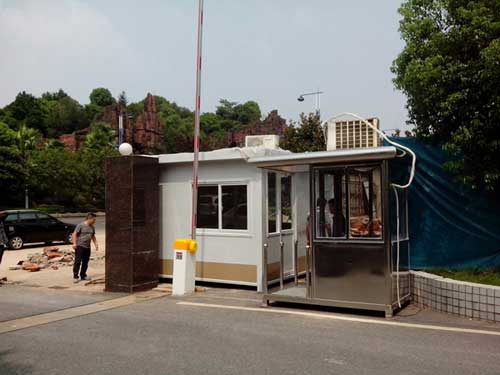 長沙縣電力局通道閘案例 - 中出網(wǎng)-智能出入口與停車充電門戶