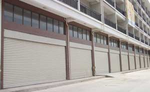 漳州常山華星花園卷簾門(mén)案例