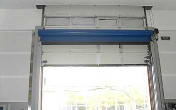 工業(yè)提升門