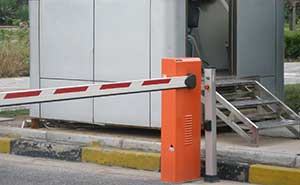 機關辦公中心停車場系統(tǒng)案例 - 中出網(wǎng)-智能出入口與停車充電門戶