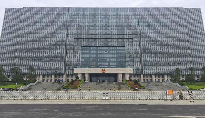 桂林市政府正大門電動伸縮門案例 - 中出網-智能出入口與停車充電門戶