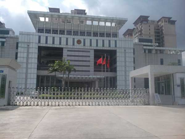 肇慶市人民防空辦公室電動(dòng)伸縮門(mén)案例 - 中出網(wǎng)-智能出入口與停車(chē)充電門(mén)戶