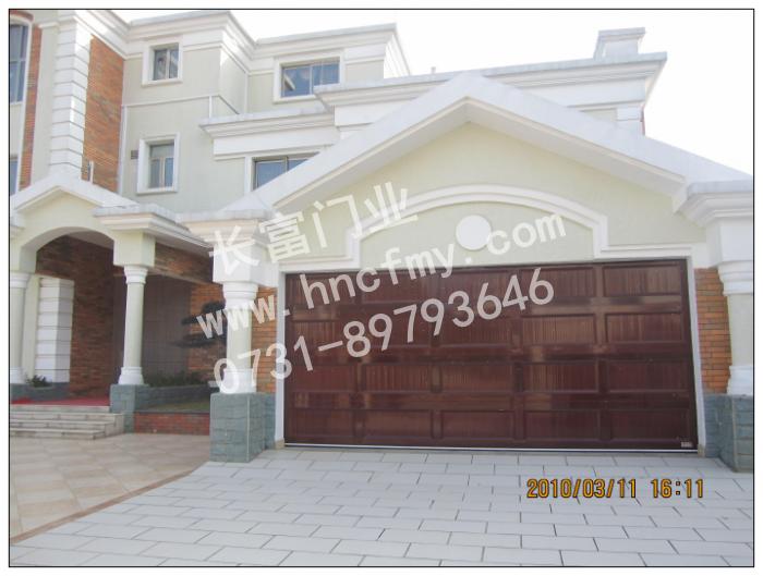 翻板車庫(kù)門