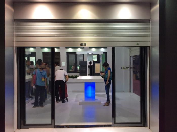 廣州展會(huì)長富參展自動(dòng)門案例 - 中出網(wǎng)-智能出入口與停車充電門戶