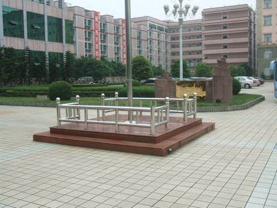 旗桿護(hù)欄
