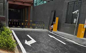 長沙海倫春天停車場系統(tǒng)案例 - 中出網(wǎng)-智能出入口與停車充電門戶