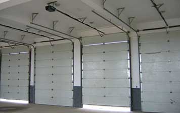 電動(dòng)車庫(kù)門