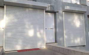 興麗格五金工業(yè)門案例 - 中出網(wǎng)-智能出入口與停車充電門戶