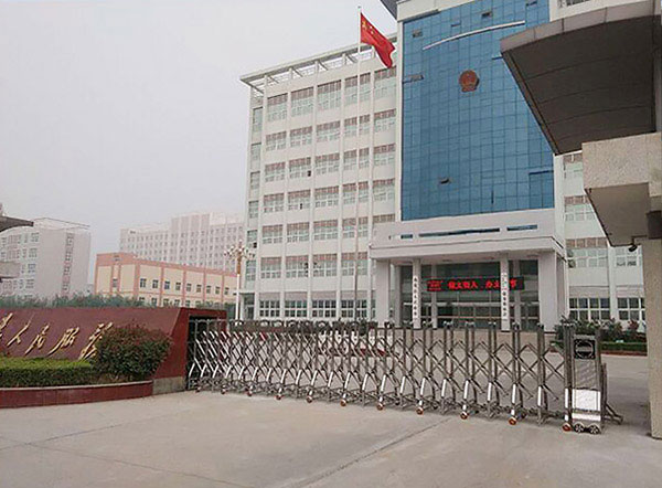 盛世昌?。蛻舭咐?-電動(dòng)伸縮門）--河南內(nèi)黃縣政府 - 中出網(wǎng)-智能出入口與停車充電門戶